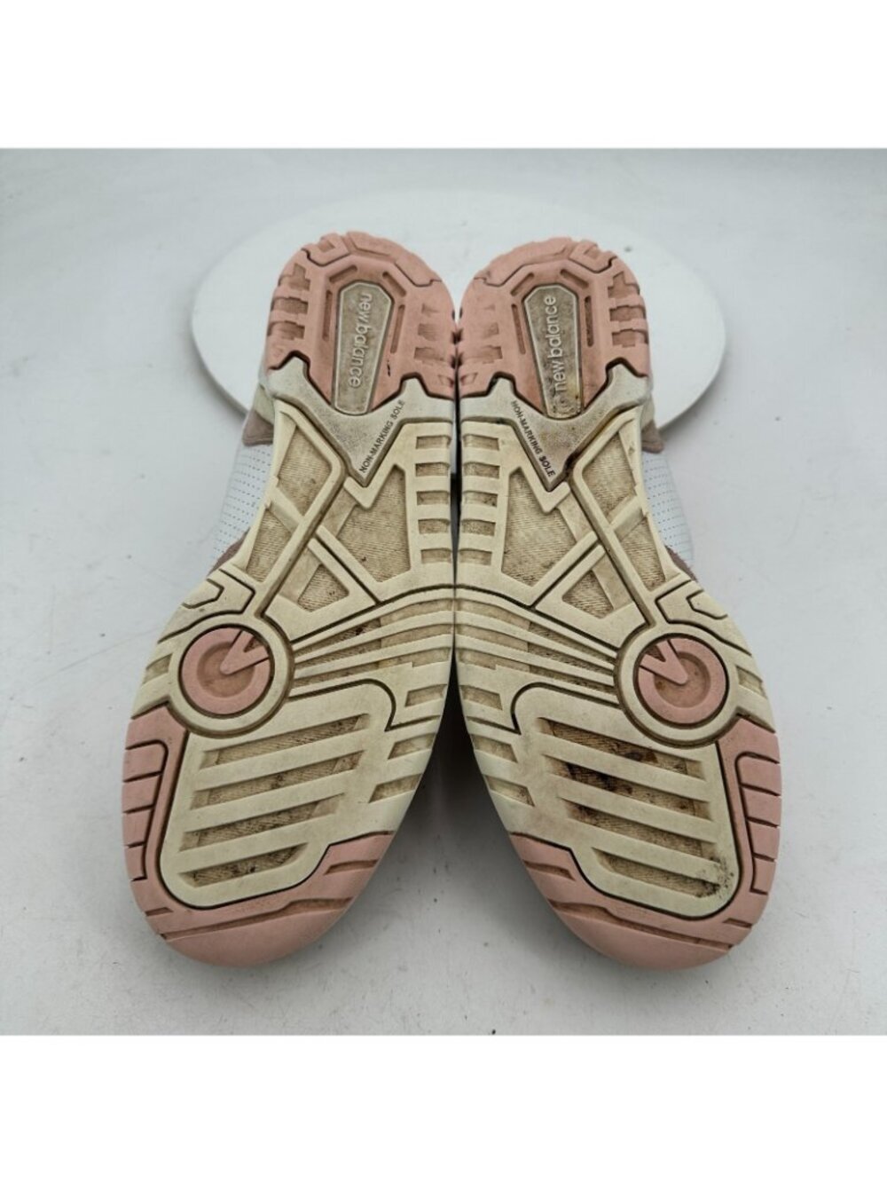 New Balance 550 Women Size 9B BBW550CD Pink Sand White Leather Training Shoes - Picture 8 of 11